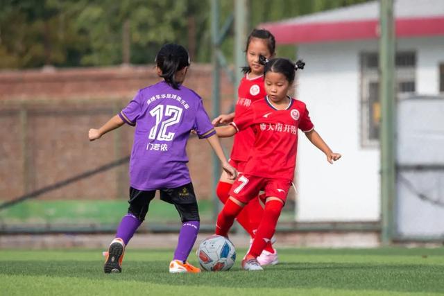 中国女篮轻松取胜泰国，四人表现优秀